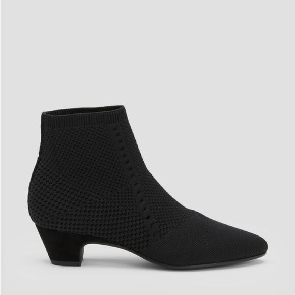 Eileen Fisher Stretch Knit Bootie size 7.5 Black Ankle Boot - Picture 1 of 5